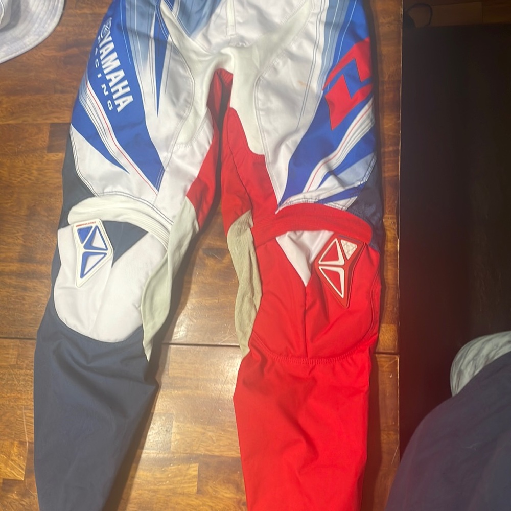 FULL Yamaha youth dirt bike racing outfit!